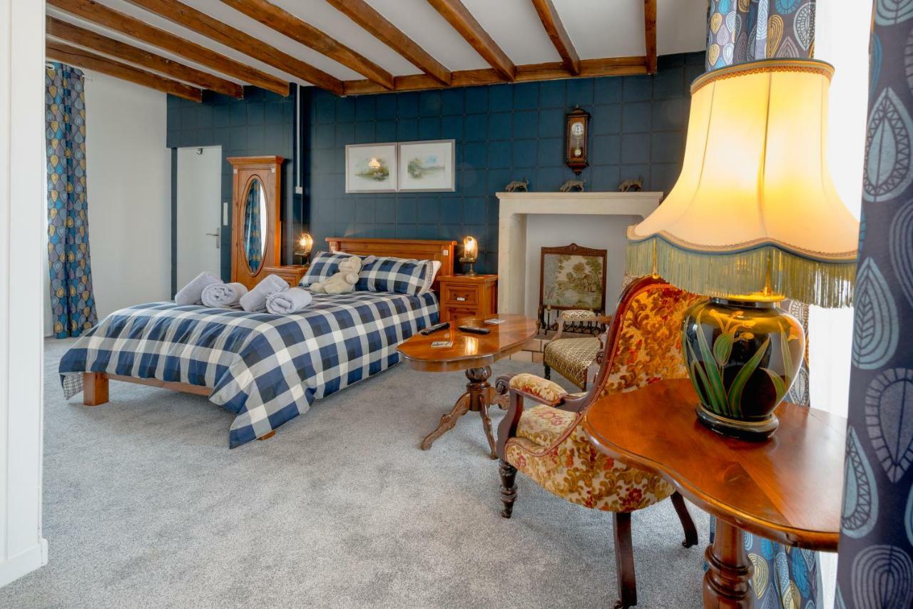Auberge Du Noyer Londigny エクステリア 写真