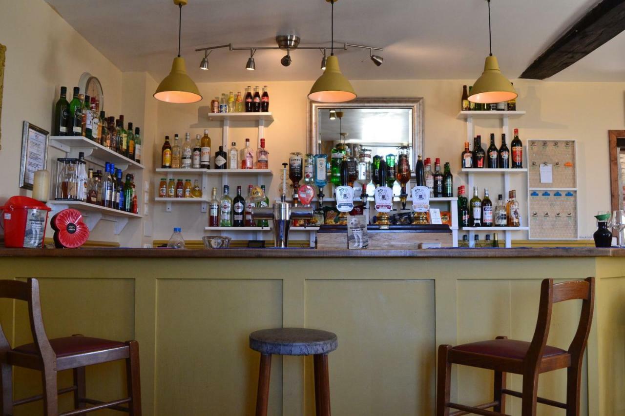 Auberge Du Noyer Londigny エクステリア 写真